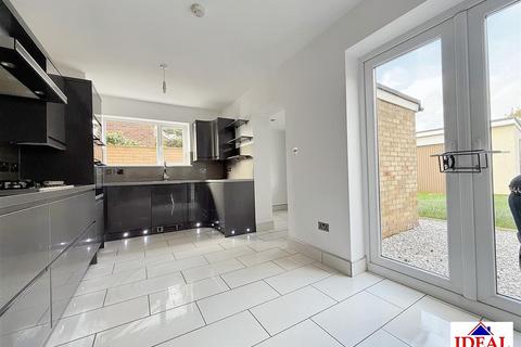 undefined, Graham Road, Kirk Sandall, Doncaster
