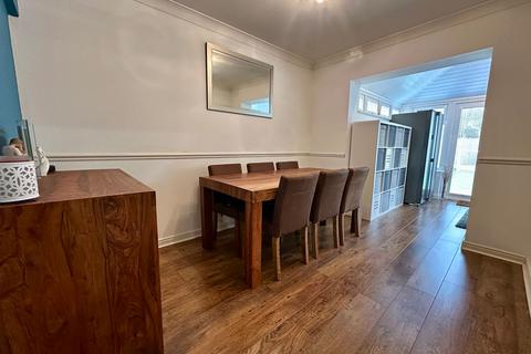 undefined, Handleys Chase, Basildon SS15