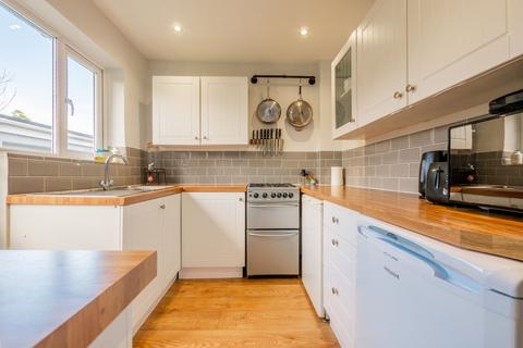 3 bedroom semi-detached house for sale, Hatfield Road, Rayleigh SS6