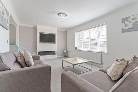 4 bedroom detached house for sale, Acorn Close, Rogerstone, NP10