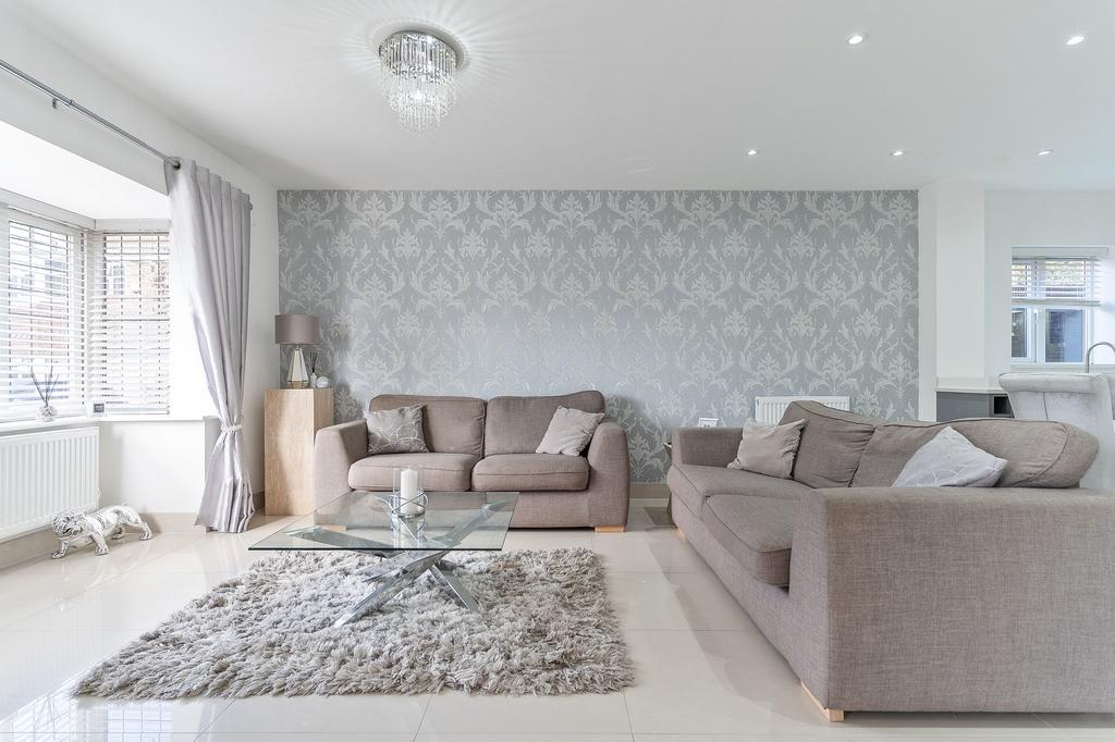 Kitchen/Family room