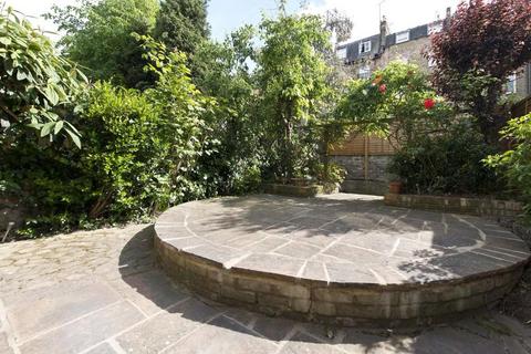 2 bedroom flat for sale, Lanhill Road, London W9