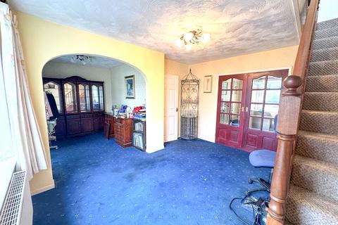 3 bedroom semi-detached bungalow for sale, Bembridge Road, Denton