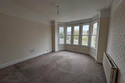 3 bedroom flat to rent, Clarence Grove Road, Weston-super-Mare, North Somerset