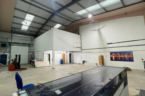 Warehouse for sale, Ufton Rd Harbury CV33 9GX