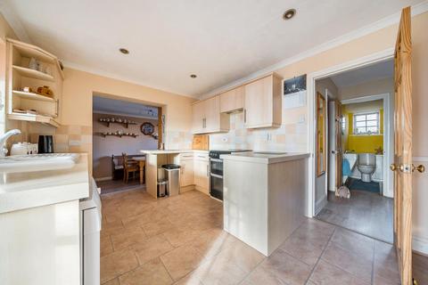 4 bedroom detached house for sale, Southlands,  Aston,  OX18