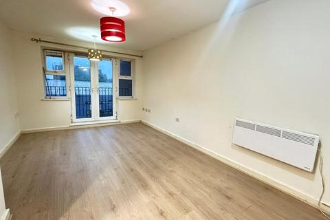 2 bedroom flat to rent, Holly Street, Luton, Bedfordshire, LU1