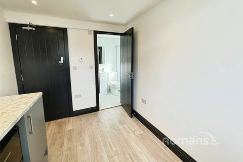 1 bedroom in a house share to rent, Norfolk Road, Reading, Berkshire, RG30