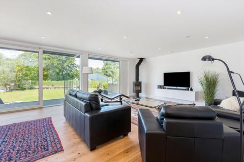 4 bedroom detached house to rent, Ham Island, Old Windsor, Windsor, Berkshire, SL4