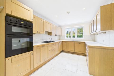 4 bedroom detached house to rent, Richmond Road, Caversham, Reading, Berkshire, RG4