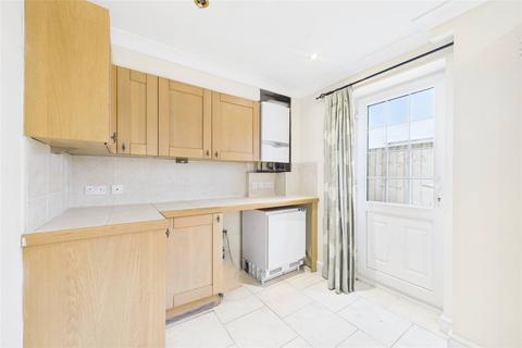 4 bedroom detached house to rent, Richmond Road, Caversham, Reading, Berkshire, RG4