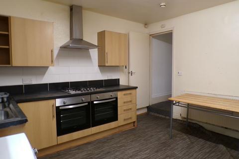7 bedroom house to rent, Egerton Road, Manchester M14