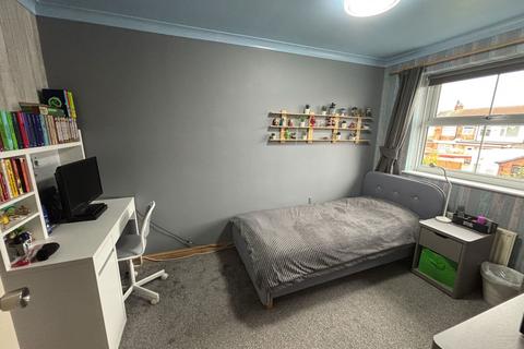 undefined, Ascott Close, Hull HU4