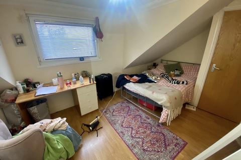 7 bedroom terraced house to rent, Hirwain Street