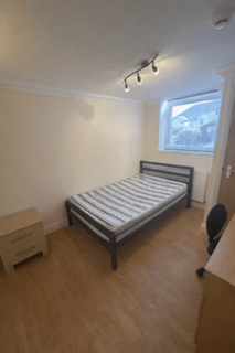 7 bedroom terraced house to rent, Hirwain Street