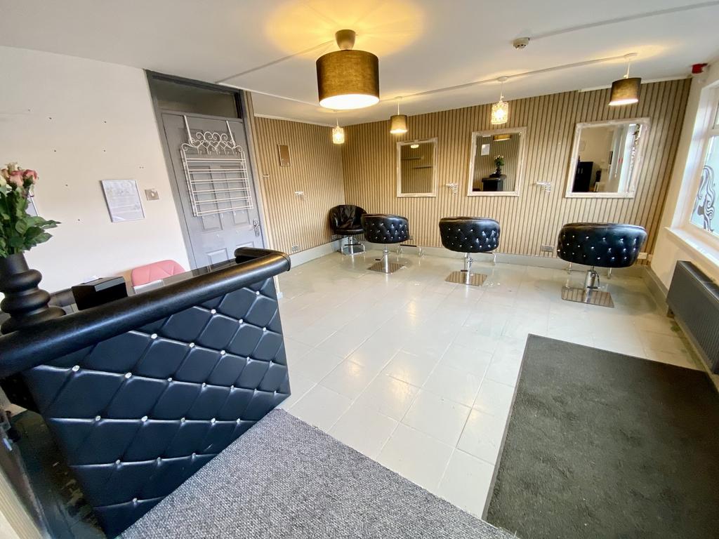 A1 salon unit
