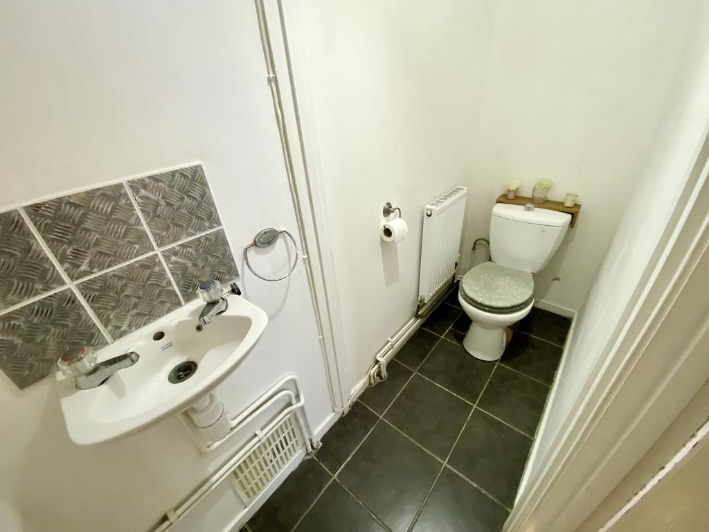 A1 salon unit