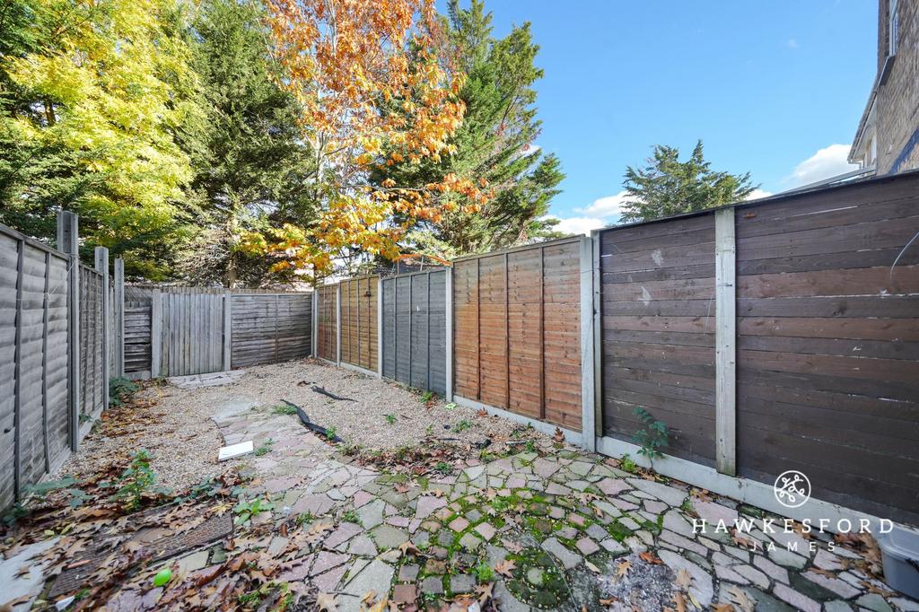 Warlingham Close, Rainham - Garden