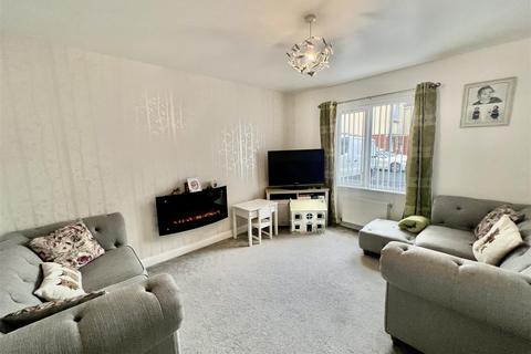 2 bedroom semi-detached house for sale, Foxglove Close, Darlington