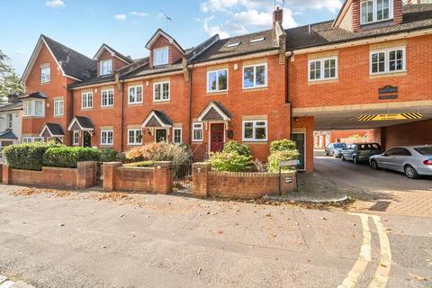 undefined, Ascot,  Berkshire,  SL5