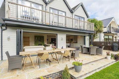 undefined, Hythe End Road, Staines-Upon-Thames TW19