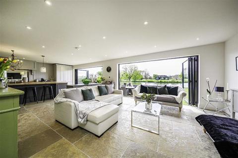 undefined, Hythe End Road, Staines-Upon-Thames TW19