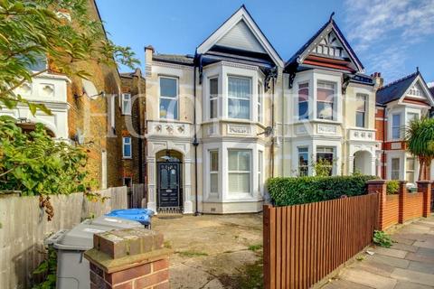 3 bedroom flat for sale, Springwell Avenue, London, NW10