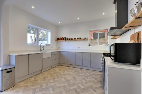 undefined, Whitwell Road, Southsea Unfurnished