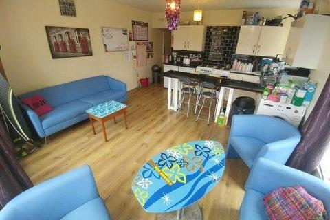 undefined, Gainsborough Road, L15