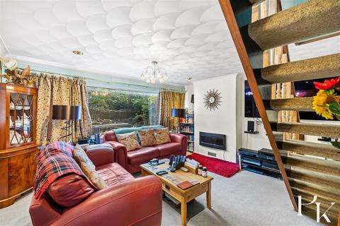 4 bedroom terraced house for sale, Ticehurst Road, Brighton BN2