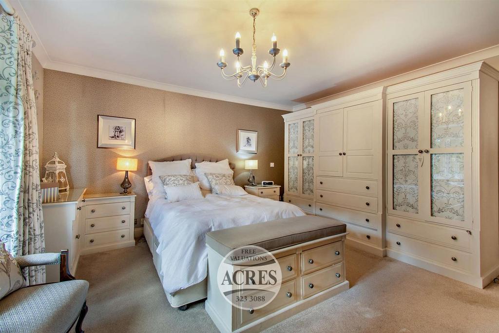 8618939-interior16-800 (Large).jpg