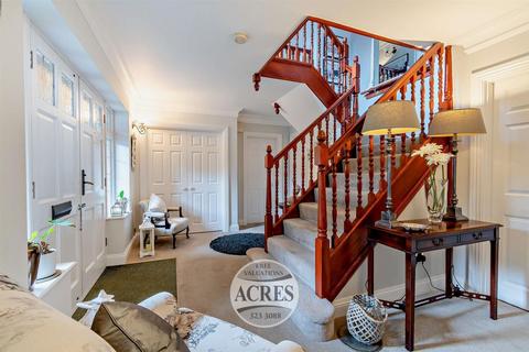 40 Newick Avenue, Sutton Coldfield, B74 3DA