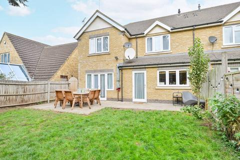 undefined, Robinsons Close, West Ealing, London, W13