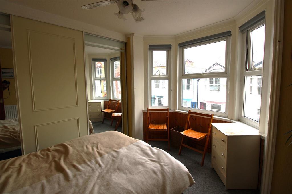 Newroom1.JPG
