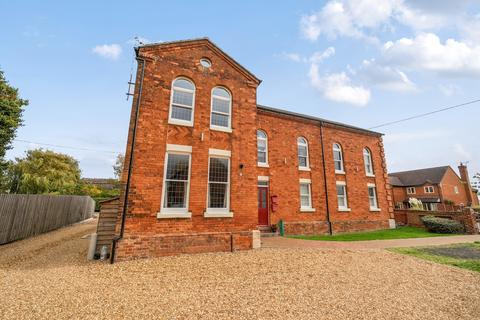 1 bedroom maisonette for sale, High Street, Thurleigh, Bedford