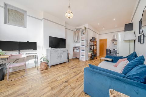1 bedroom maisonette for sale, High Street, Thurleigh, Bedford