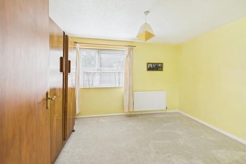 2 bedroom apartment for sale, Montrose Court, Chester CH4