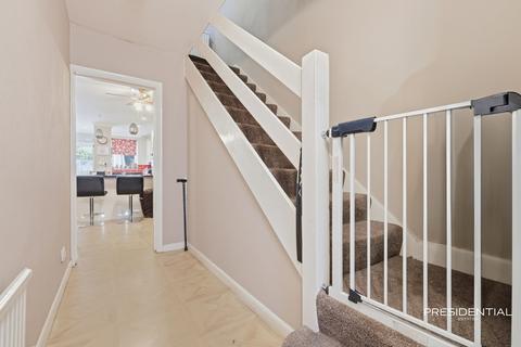 3 bedroom terraced house for sale, Chigwell IG7