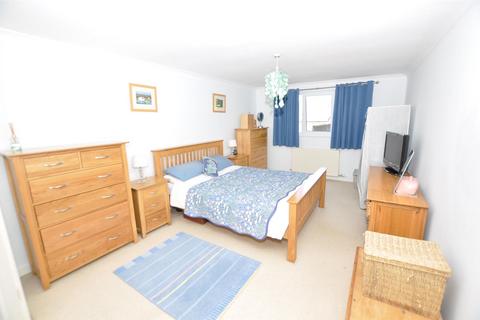 undefined, Bron Y Glyn Estate, Bronwydd Arms, Carmarthen