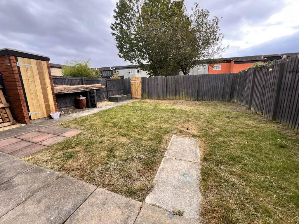 Rear Garden i