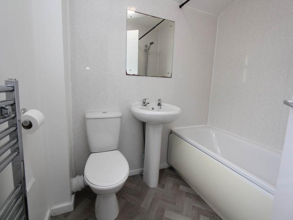 Family Bathroom WC S