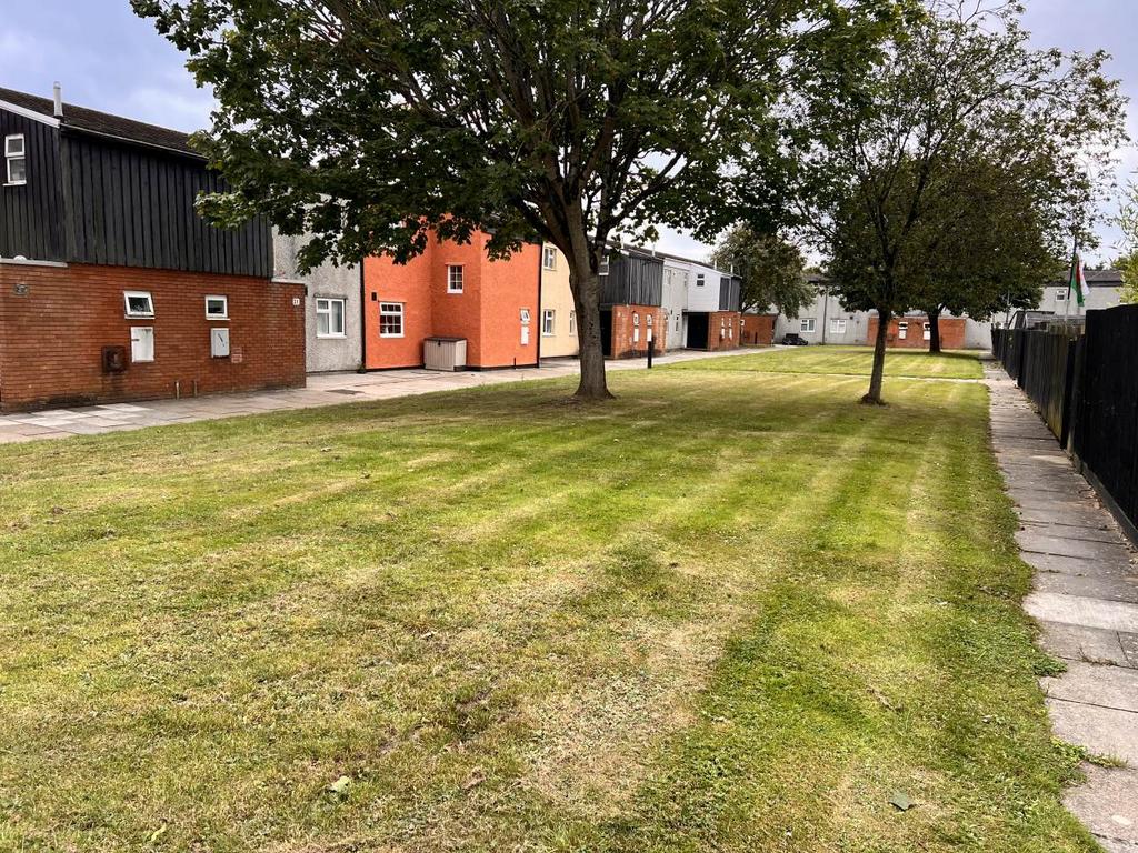 Rear Communal Area