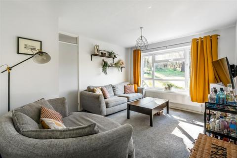 undefined, DALE VIEW, HEADLEY, KT18