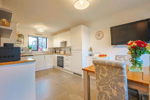 3 bedroom terraced house for sale, Yare Avenue, Witham CM8