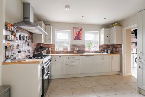 5 bedroom detached house for sale, Post Office Close, South Walsham
