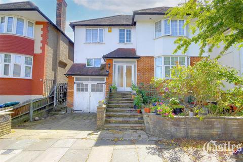 undefined, North Crescent, London, N3