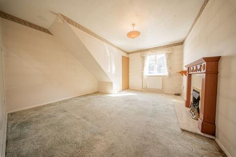 2 bedroom end of terrace house for sale, Walnut Park, Haywards Heath, RH16