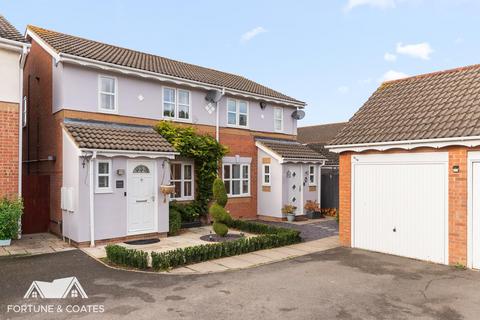 3 bedroom semi-detached house for sale, Challinor, Harlow