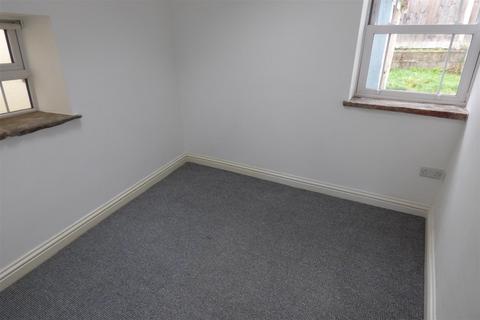 2 bedroom cottage to rent, Church Road, Bristol BS36