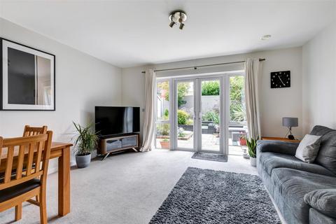 56 Redwood Drive, Epsom, KT19 8FL